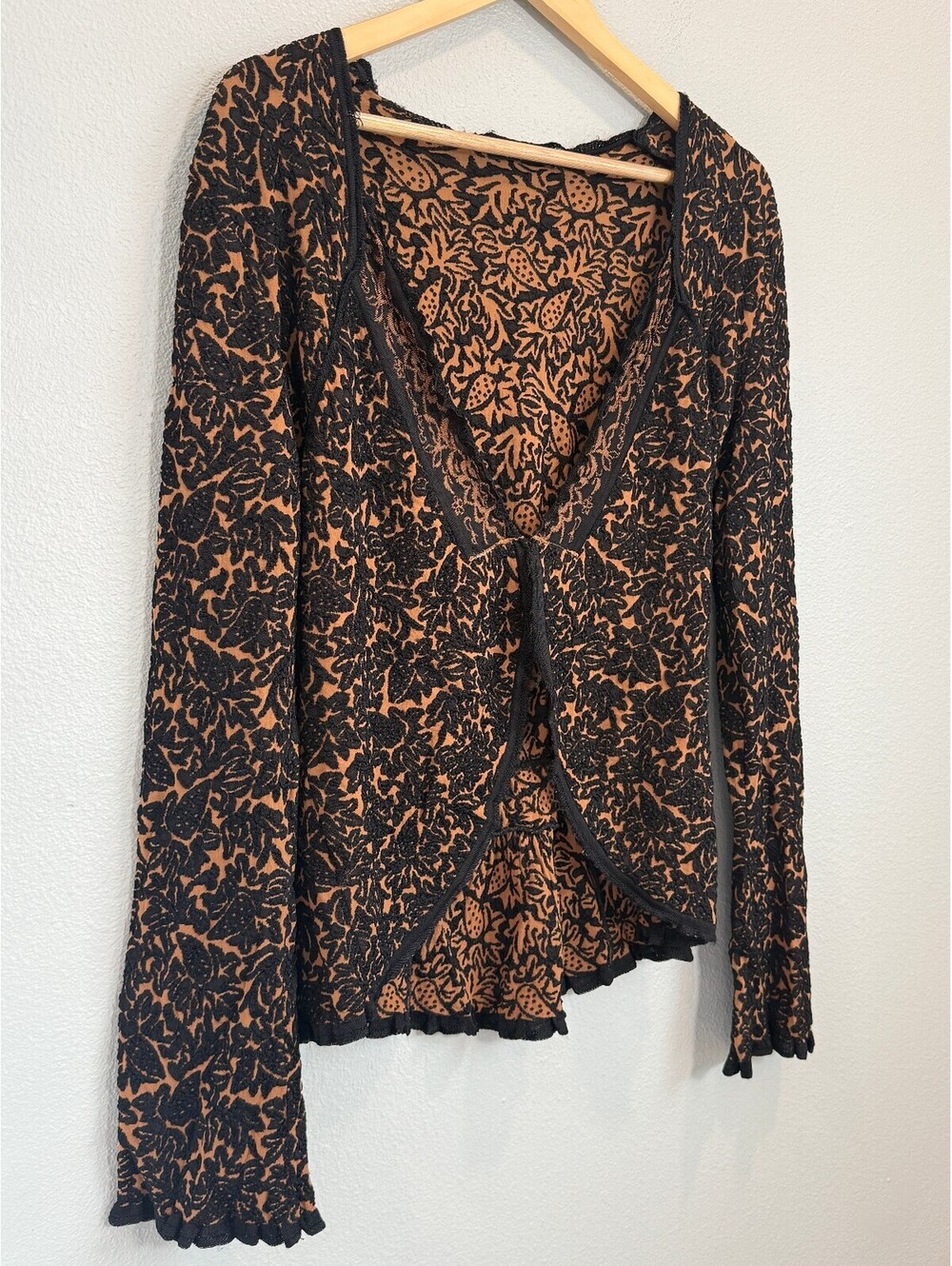 Nic + Zoe Black & Brown Patterned Mesh Top - Women's Large - Picture 2 of 8